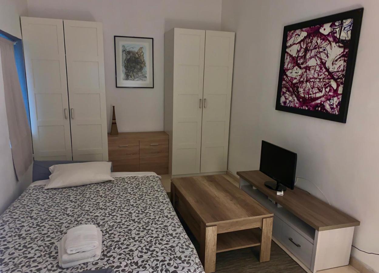 Apartment City Center Eighty-Five บารี ภายนอก รูปภาพ