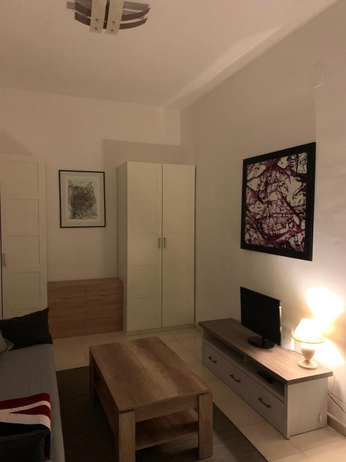 Apartment City Center Eighty-Five บารี ภายนอก รูปภาพ